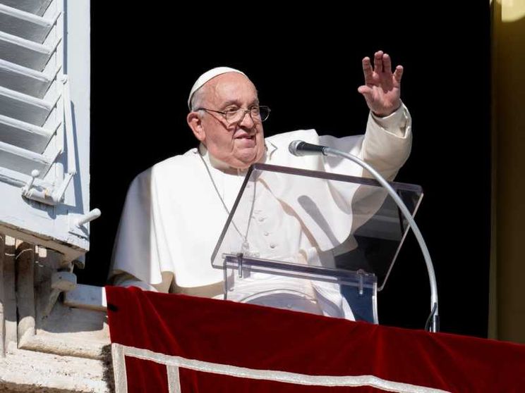 Il Papa: «La guerra un orrore, l'Avvento ci alleggerisca i cuori»