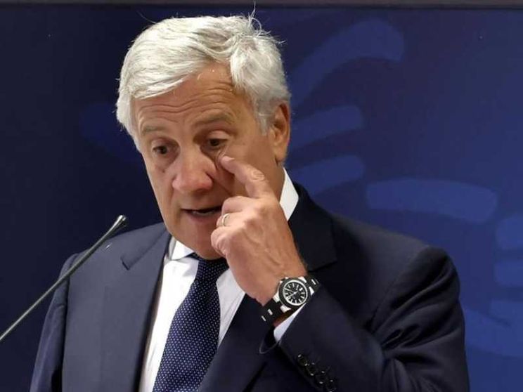 Tajani: «Va bloccato il disastro siriano. Gaza, è ora che Israele si fermi»