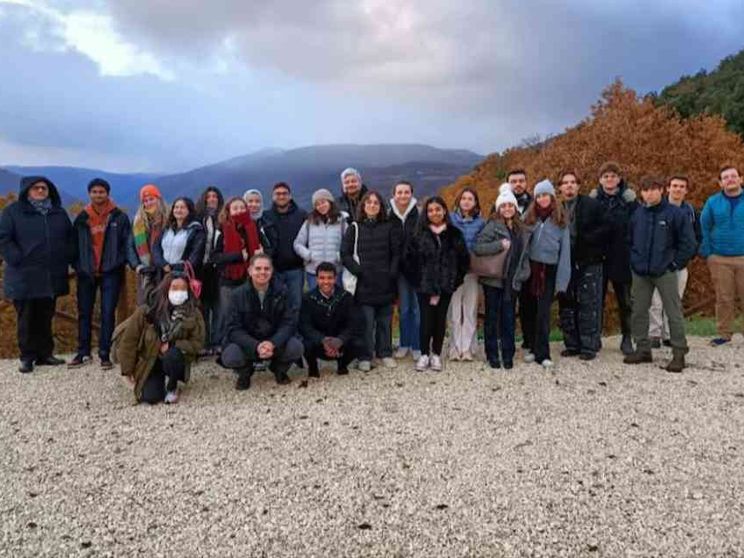 Studenti di Medicina da tutto il mondo a Norcia per Carlo Casini