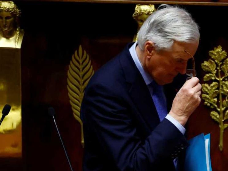 Caduto il governo Barnier. Ora Macron deve trovare un altro primo ministro