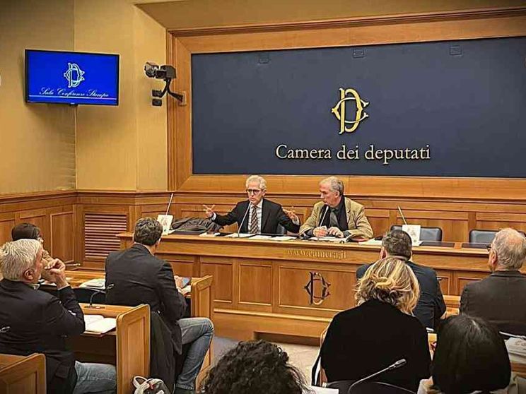 Diritti, pace, ambiente, salute: la "controfinanziaria" della società civile