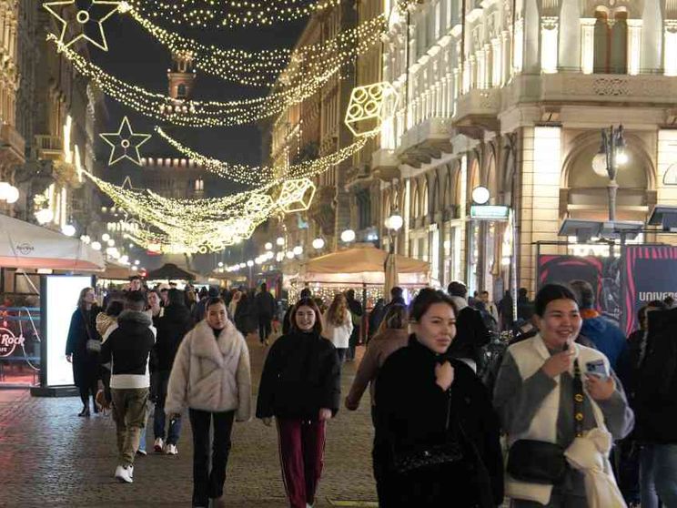 Sorpresa sotto l'albero: consumi in crescita nel mese di dicembre