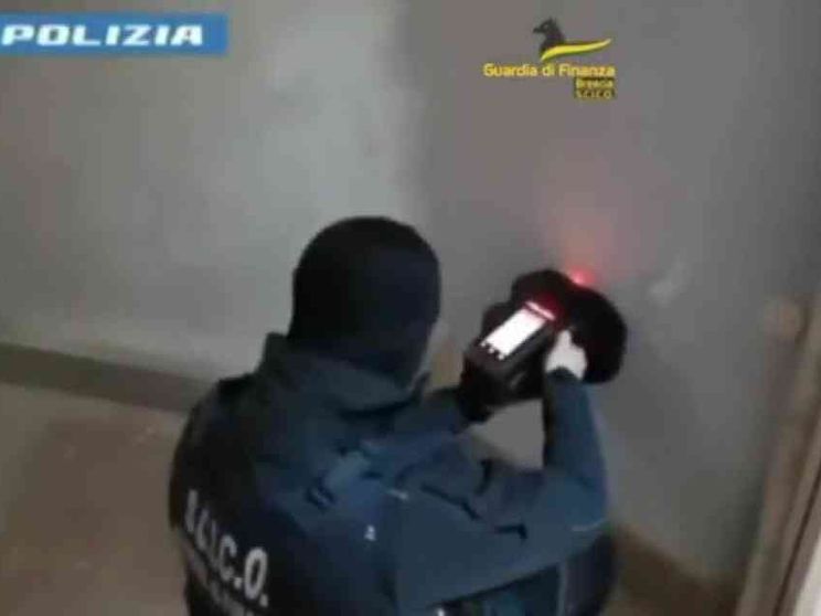 'Ndrangheta, cosa c'è nel mirino dell'inchiesta. E chi è suor Anna Donelli
