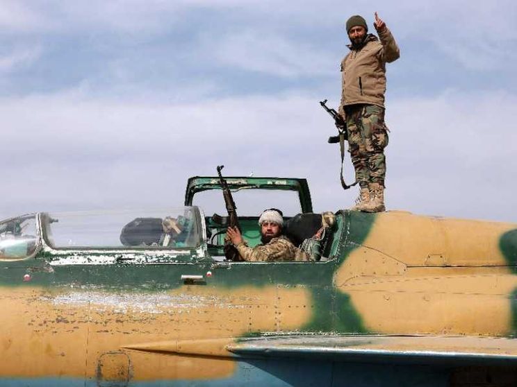La Siria sta cadendo a pezzi. Quali sono i Paesi dietro il conflitto