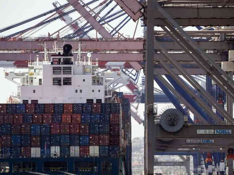 Sequestrato a La Spezia un container di scatolette di tonno