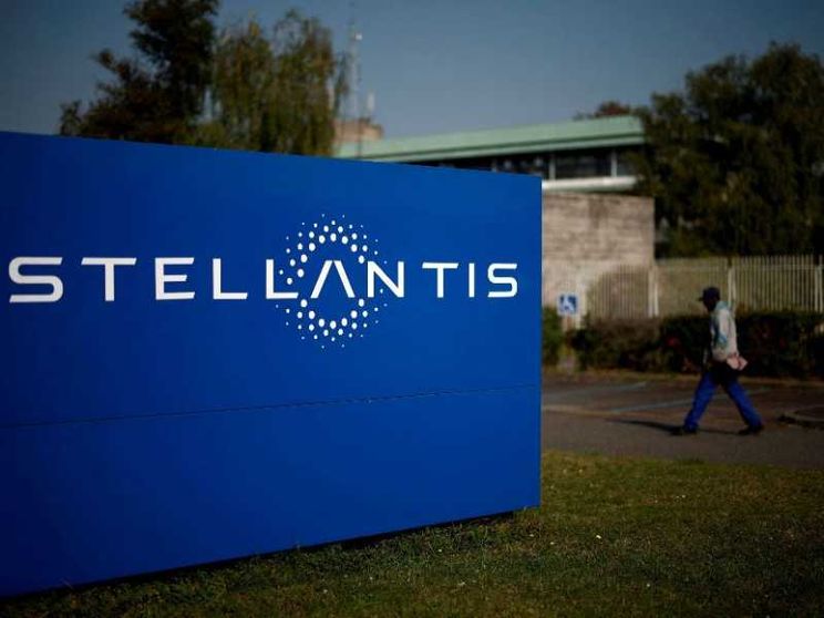 Stellantis investe in Spagna per la gigafactory di batterie