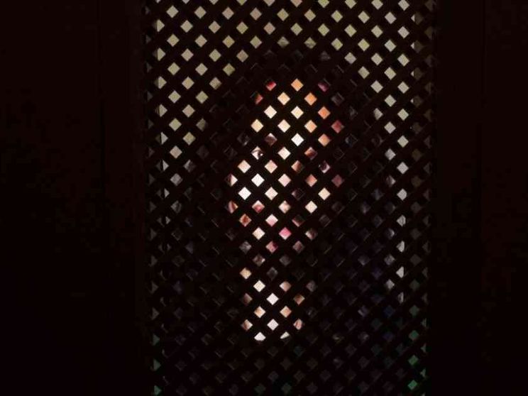 L'ologramma di Gesù a Lucerna? Ci si parla, ma si resta soli