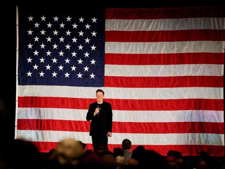 Gli incentivi di Tesla a Musk e la deriva del capitalismo moderno