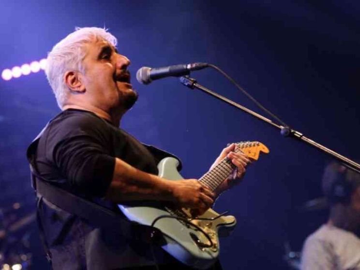 Il cardinale Battaglia nel ventre di Napoli con Pino Daniele