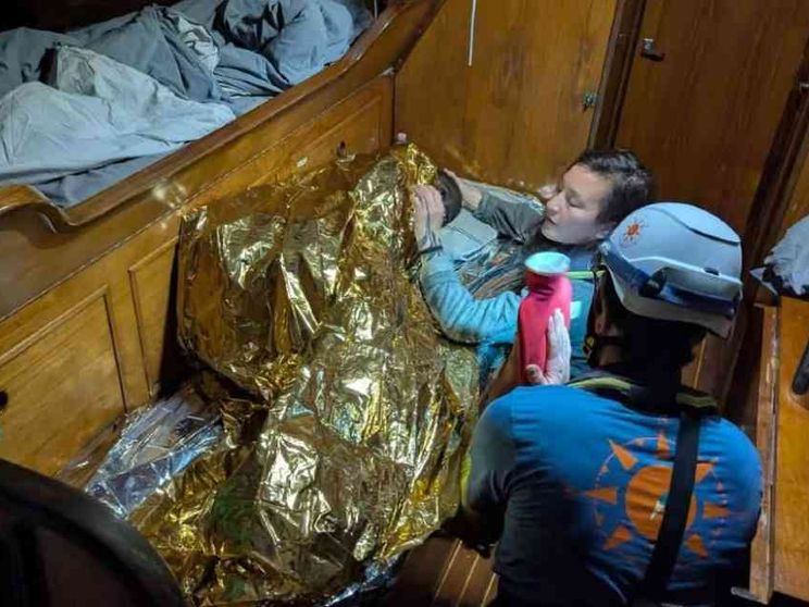 La piccola Yasmine, 11 anni, unica superstite del naufragio