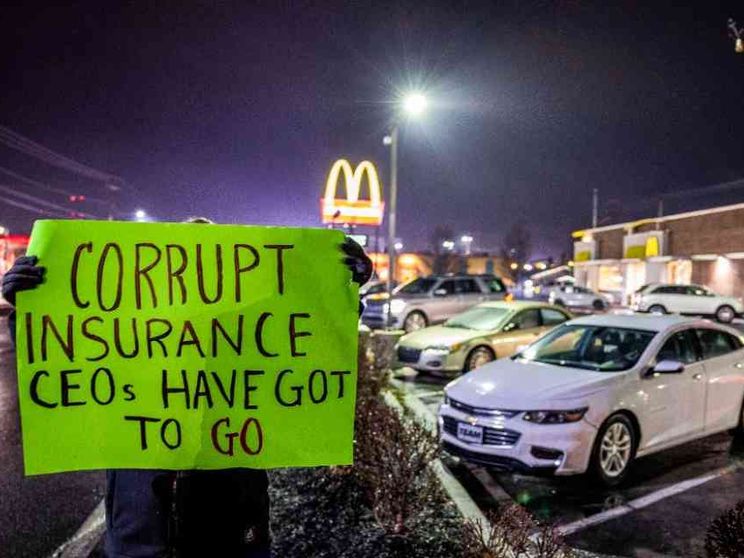 Come un killer è diventato l'eroe della rivolta contro la sanità privata