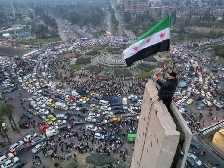 Niente controlli né divise: «Benvenuti nella nuova Siria di Hts»