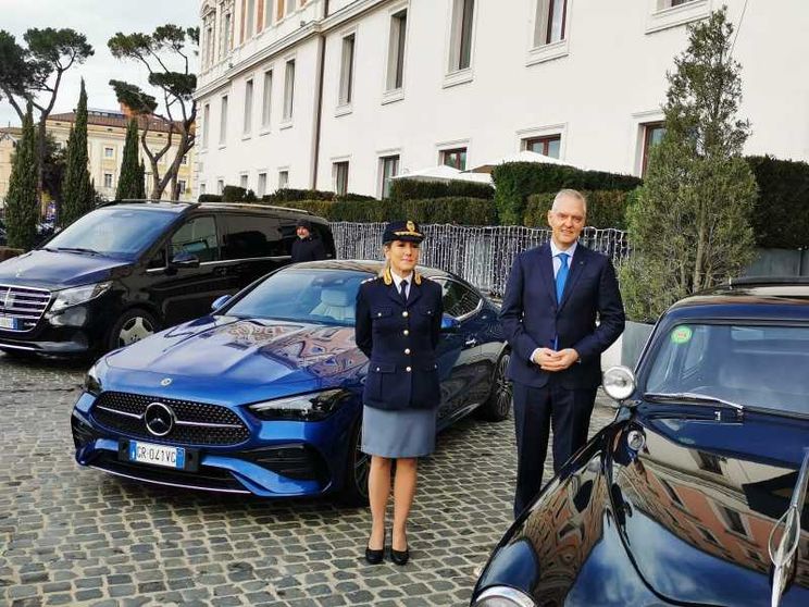 Centomila furti d'auto all'anno ma rubare una Mercedes ora è più difficile