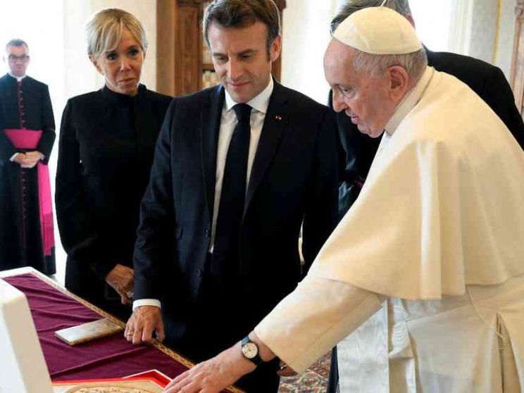 Francesco primo Papa in Corsica. Perché ci va, cosa farà