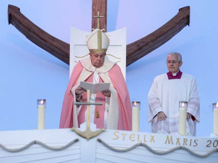 Invoca la pace in Ucraina, nel Mediterraneo e una sana lacità