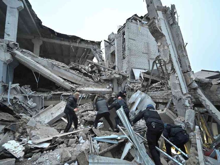 Nel 2024 oltre 100 disastri naturali e 56 conflitti