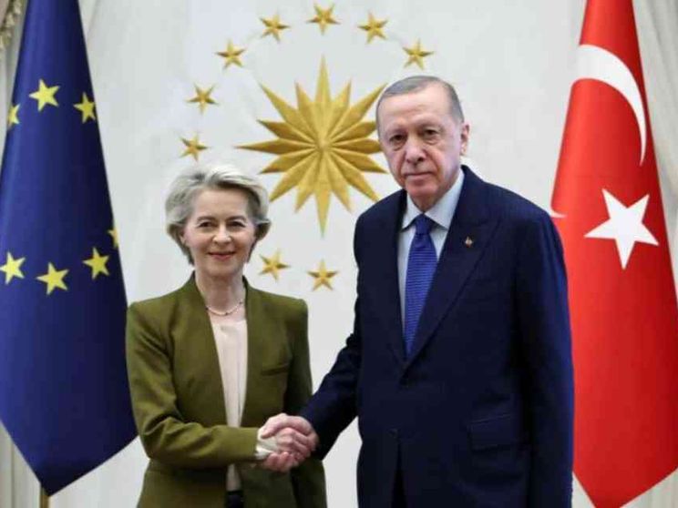 Paesi sicuri e rimpatri, si accelera. Asse Meloni-Von der Leyen sui migranti