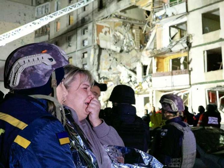 Il nunzio: a Natale la carezza del Papa fra la gente sotto le bombe al fronte