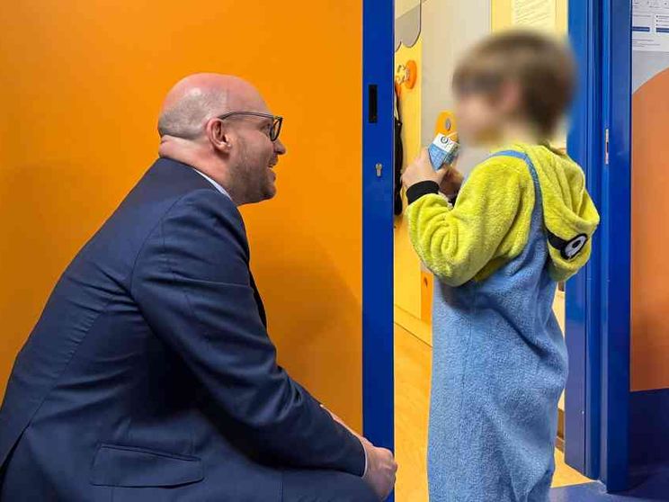 Il presidente della Camera dai piccoli pazienti del Gemelli