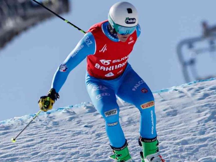 Vola Deromedis, l'acrobata con gli sci