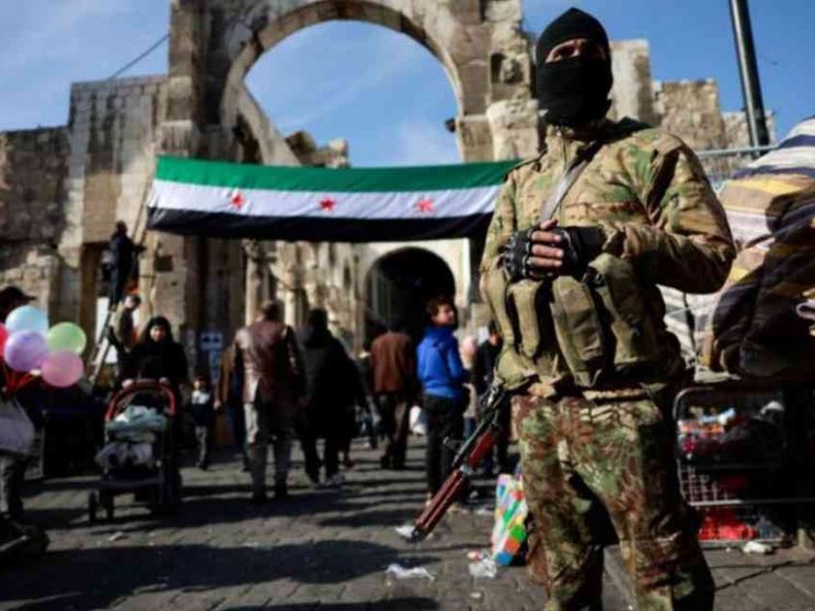 Damasco tenta di scacciare l’ombra di Assad