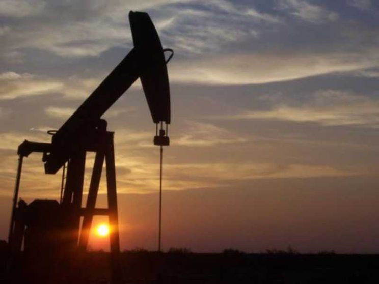 Retromarcia dei colossi dell’energia: tornano a investire sulle fonti fossili