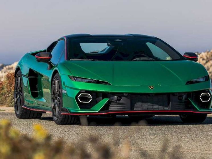 Lamborghini, quando lusso e tecnologia arricchiscono il territorio