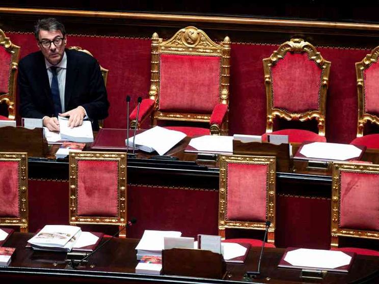 Manovra, finale incandescente. E Giorgetti si rammarica