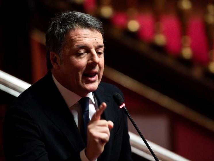 Via libera al Senato. Scontro in aula Renzi-La Russa