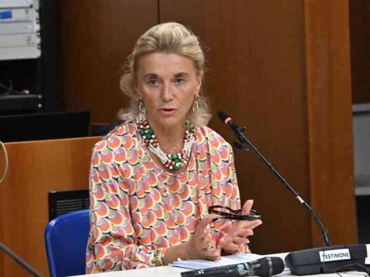 Intelligence, Elisabetta Belloni lascia in anticipo