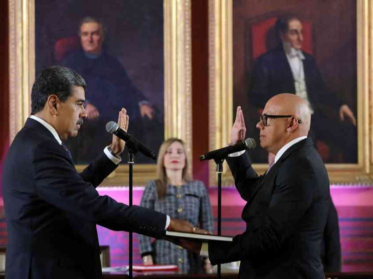 Maduro tira dritto: «Il Venezuela non si può colonizzare»