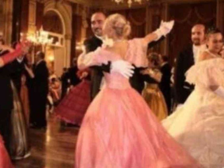 Il gran ballo che fa parlare Roma col resto del mondo (e la Russia)