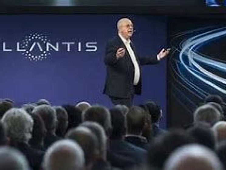 Imparato: «Stellantis è solida: perdere denaro non è un'opzione»