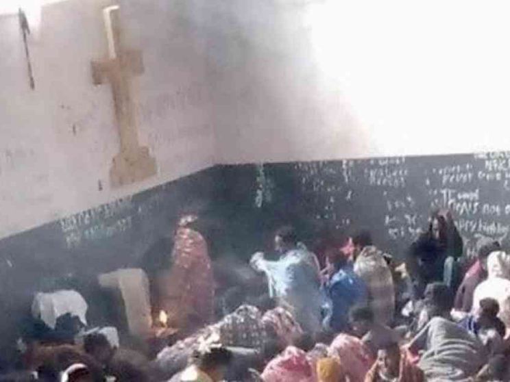 La “chiesa profuga” e la speranza che non può essere uccisa