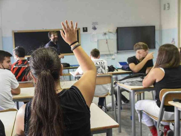 Latino e il resto, un'operazione “nostalgia”? Cosa ne pensano a scuola