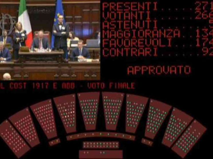 Lo scontro sulla separazione delle carriere (nel nome di Berlusconi)