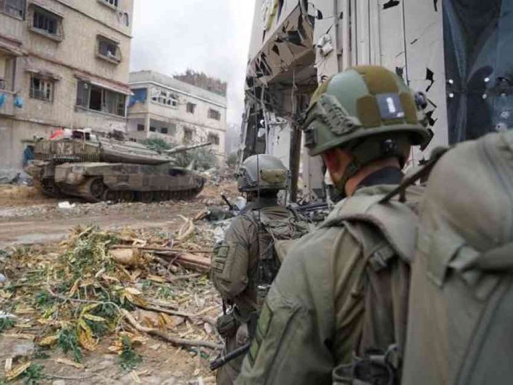 La tregua arriva dopo il giallo sugli ostaggi. Le armi ora tacciono