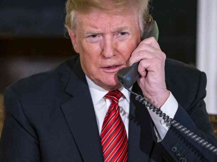 I 100 decreti-lampo di Trump. Così interverrà su immigrati e gender