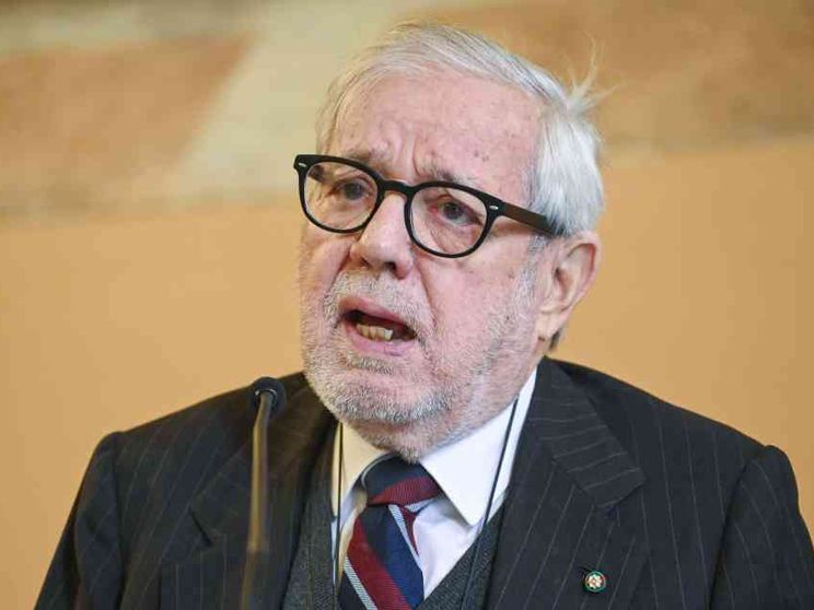 Flick: «Autonomia, legge da riscrivere. E il compito spetta al Parlamento»