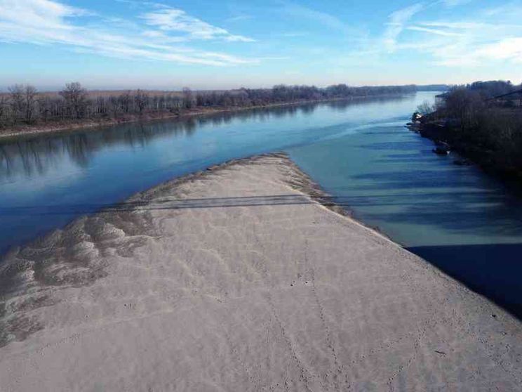 Le piogge stabili, il caldo record: le ragioni della siccità spiegate bene