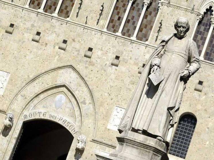 Mps e la scalata a Mediobanca: quel che c'è da sapere sul risiko bancario