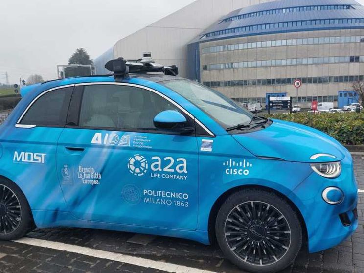 L'auto senza guidatore è pronta: aspetta le leggi per poter partire