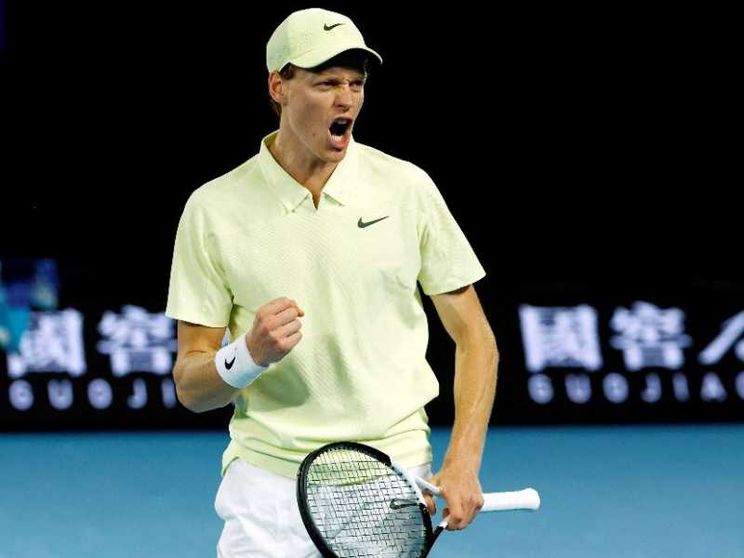 Sinner ancora in finale in Australia: affronterà il tedesco Zverev
