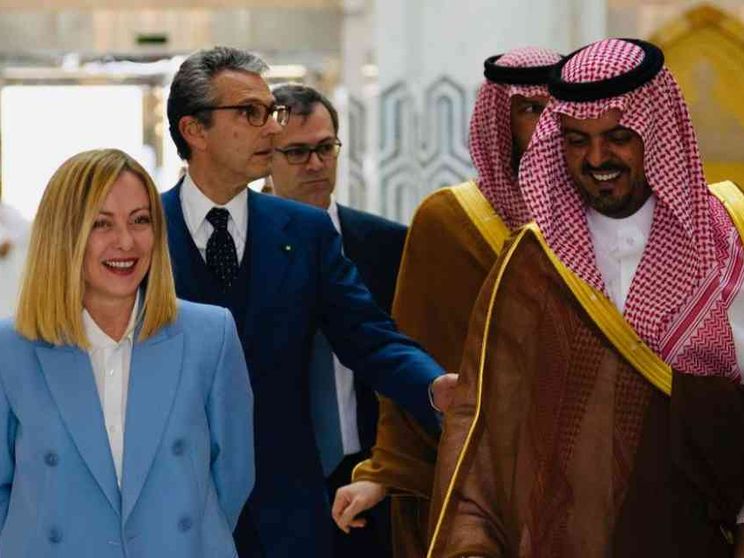 Meloni in Arabia Saudita: «Dimissioni? Santanchè deve fare una valutazione»