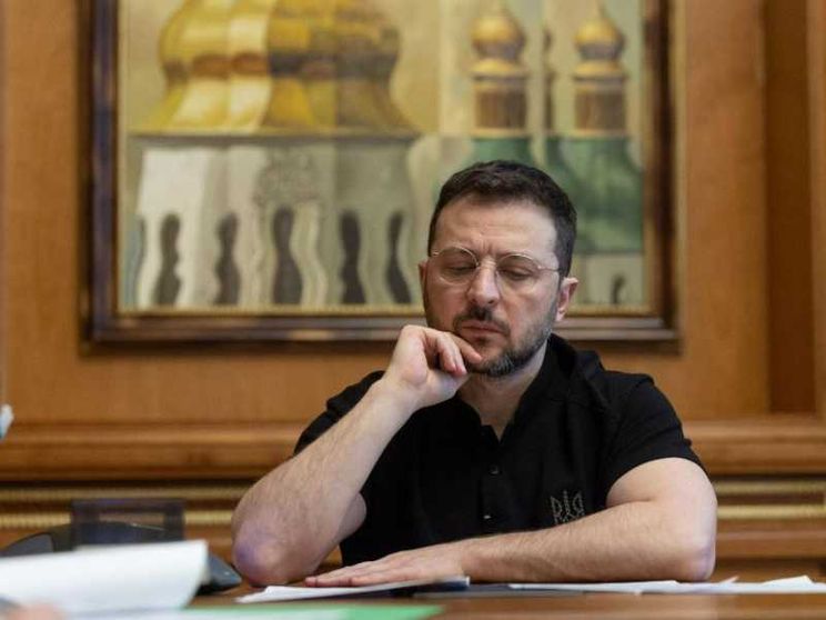Tra Trump, Putin e il fronte interno, Zelensky è sempre più solo