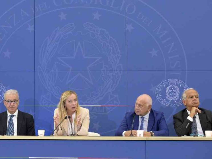 Il caso Almasri paralizza le Camere