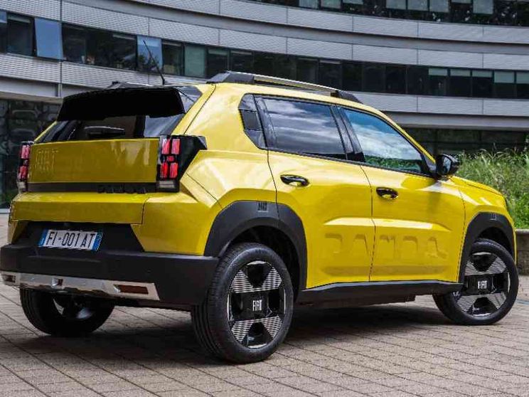 Arriva Fiat Grande Panda: ecco com'è e quanto costa
