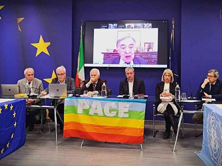 È nato l'Intergruppo per la pace: «Non vogliamo un'Europa bellicista»
