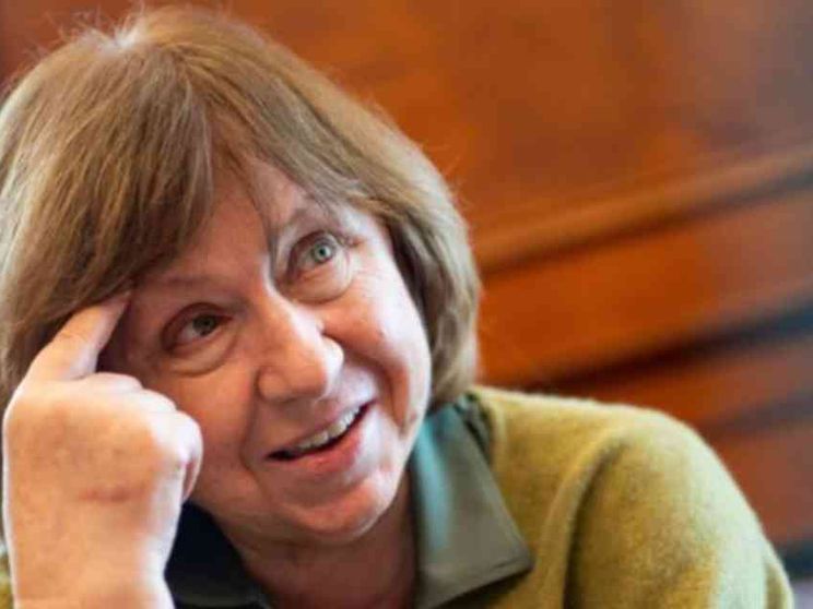 Aleksevic: «Per raccontare la guerra non basta una voce sola»