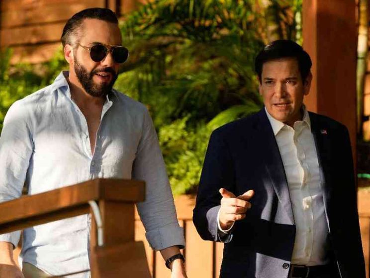 Accordo con gli Usa: così El Salvador accoglierà i migranti deportati